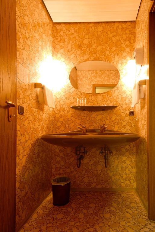 Hotel Gondel Altenkunstadt Zimmer foto